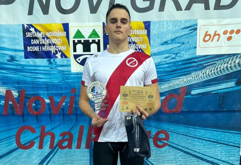 Osvojen challenge, titula plivača kupa i 15 medalja za SPK Zrinjski